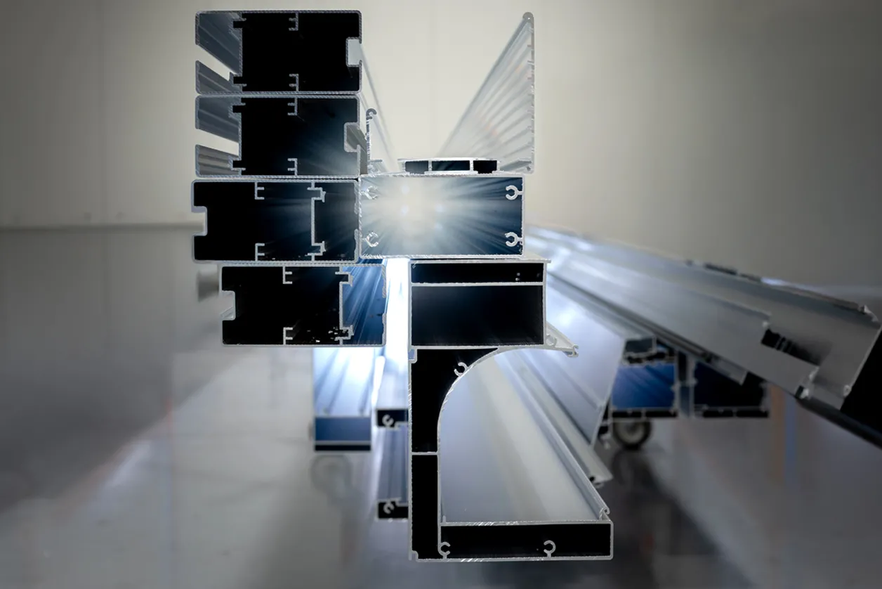 Aluminium profile detail of a pergola structure